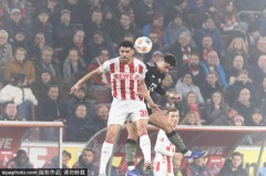 德甲争夺战白热化：霍芬海姆2-0不莱梅，莱比锡痛失良机，欧冠资格悬念重重