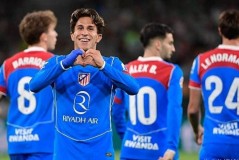 马德里竞技2-0战胜贝蒂斯，距离巴萨仅剩3分差距